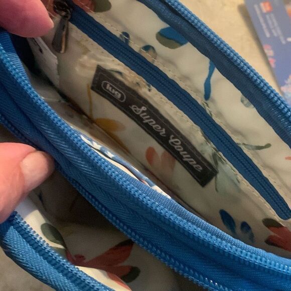 LUG Convertible Crossbody Bag NWOT - Picture 6 of 11